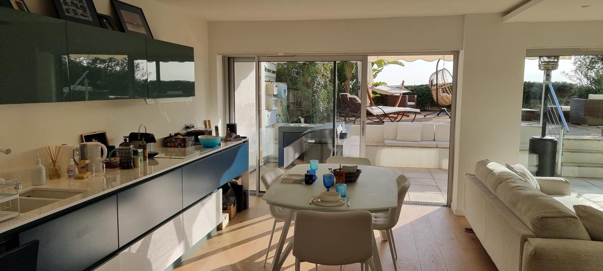 Unique Appartement-villa, Palm - Croisette - Front De Cannes